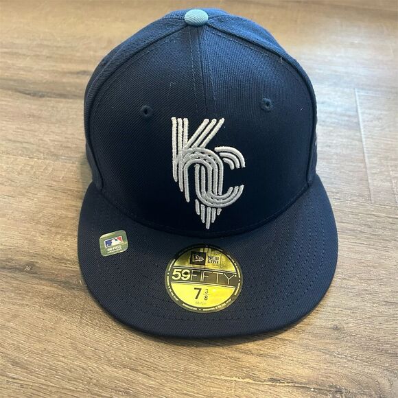 New Era Kansas City Royals City Connect 59FIFTY Fitted Hat One Size Blue EUC - Picture 1 of 6